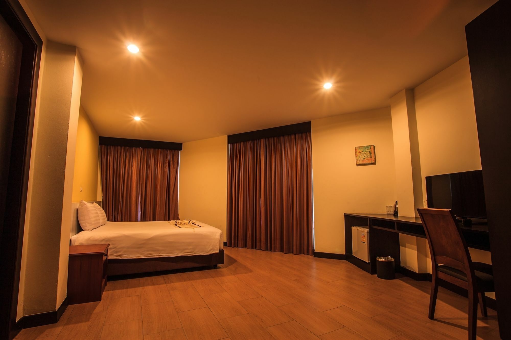 Paksaa Boutique Hotel Patong Ngoại thất bức ảnh