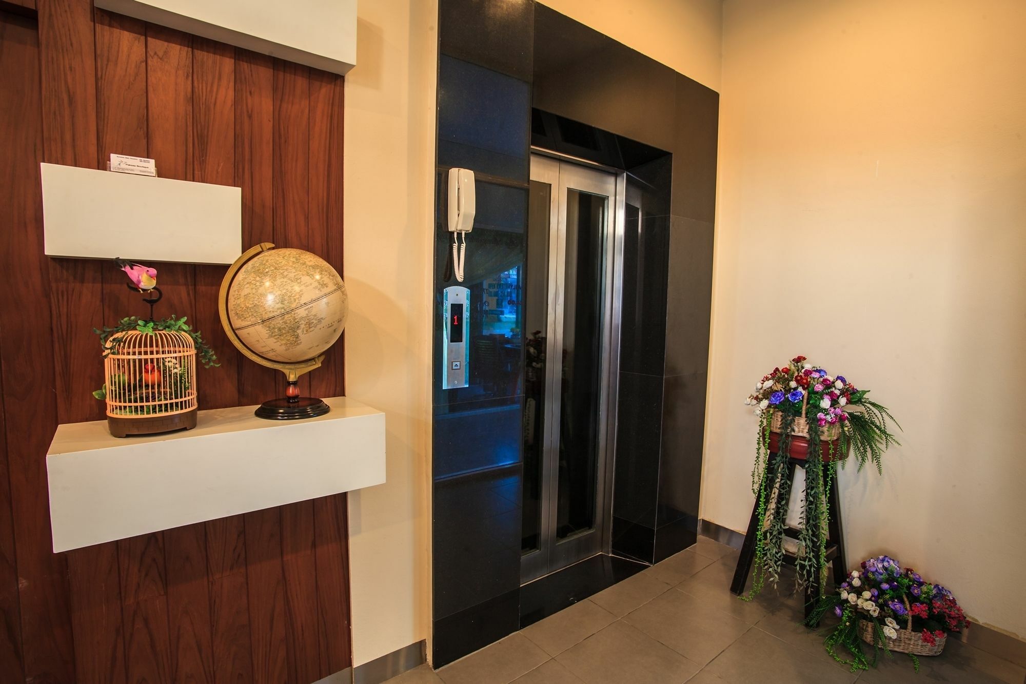 Paksaa Boutique Hotel Patong Ngoại thất bức ảnh